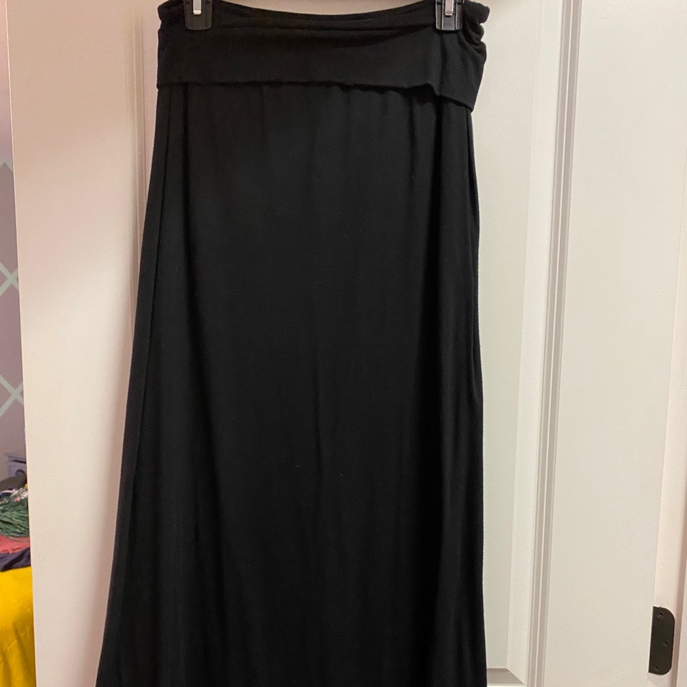 Long black skirt